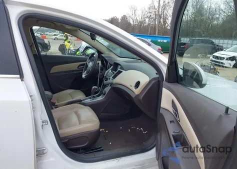 2015 Chevrolet Cruze 2Lt Auto from USA, damaged, VIN 1G1PE5SB8F7300809